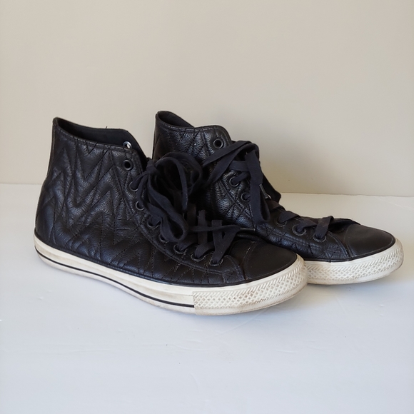 Converse Chuck Taylor All Star Quilted Leather Hi Top Sneakers Black Size 9.5 - Picture 2 of 14